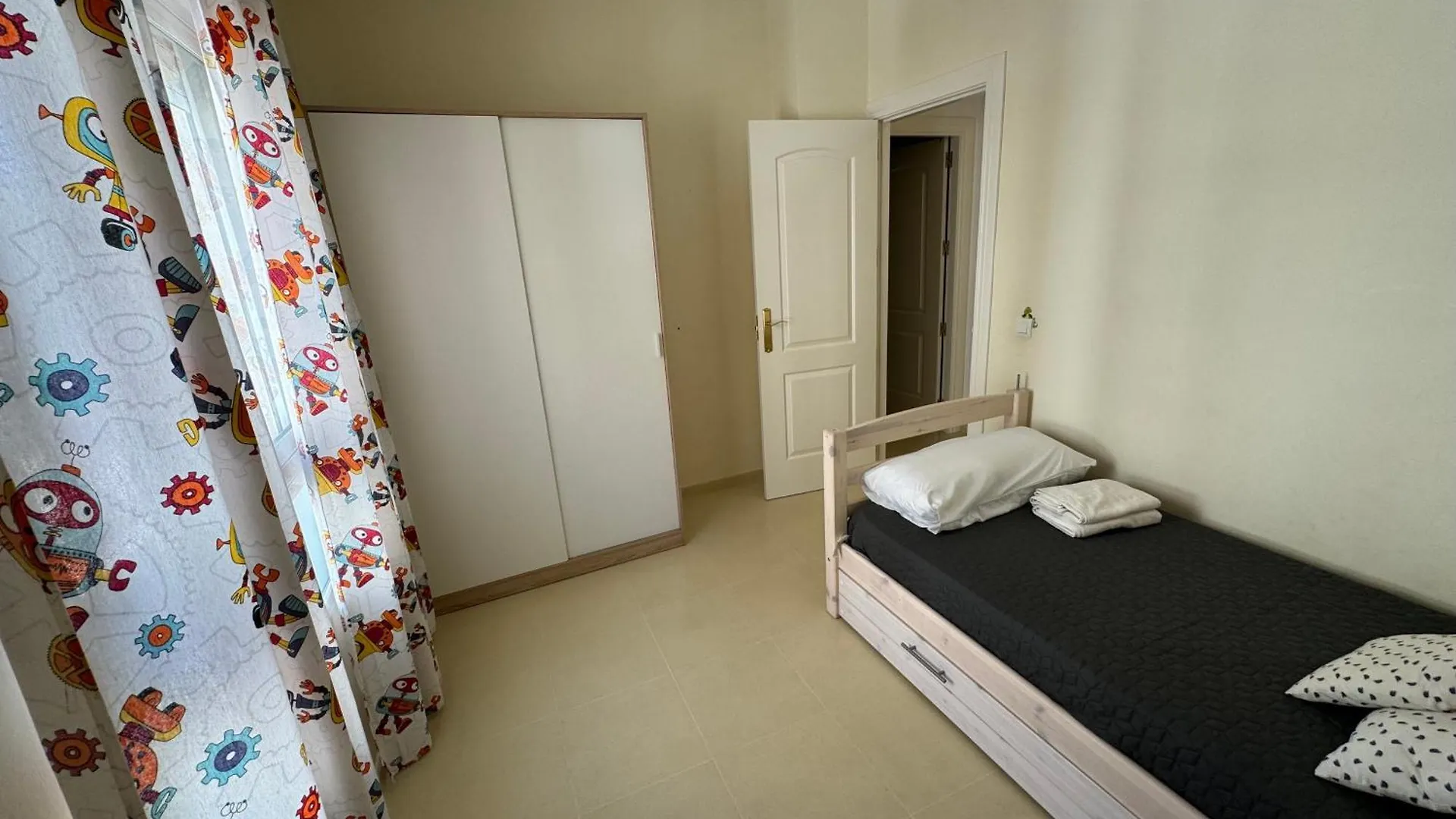 Global Yerbabuena Apartment Salobrena Spain